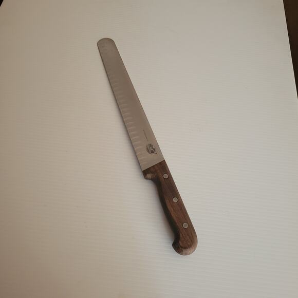 Vintage R.H.Forschner Victorinox 12" Slicing Knife w/ Granton Edge wooden handle - Picture 6 of 11